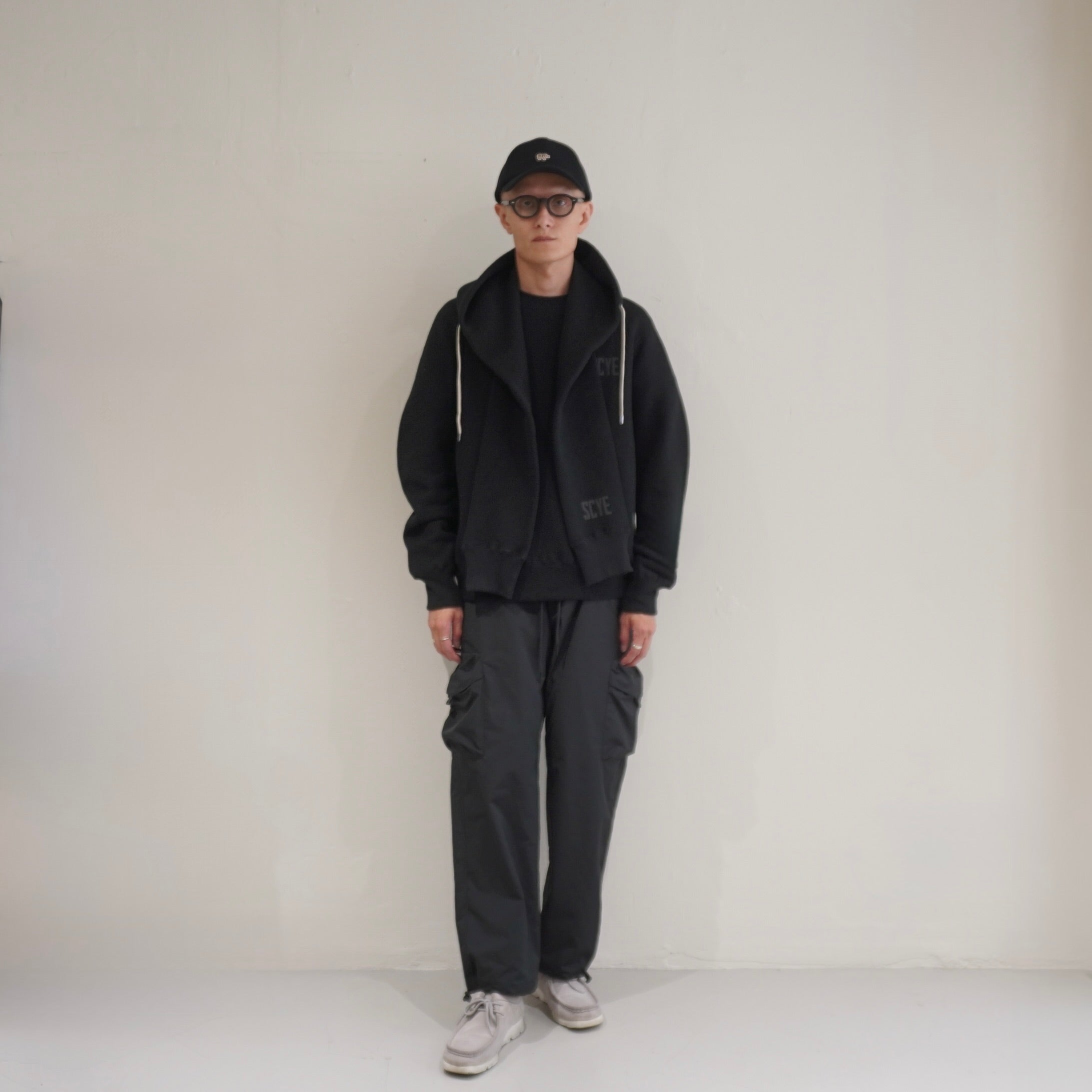 SCYE BASICS「Fleece Back Jersey」──スウェットを、日常着としてきれいに着る