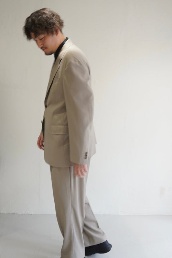 【ORDER SUIT｜MODEL “CASCADE”】ウールリップストップで仕立てる、グレージュの現代スーツ