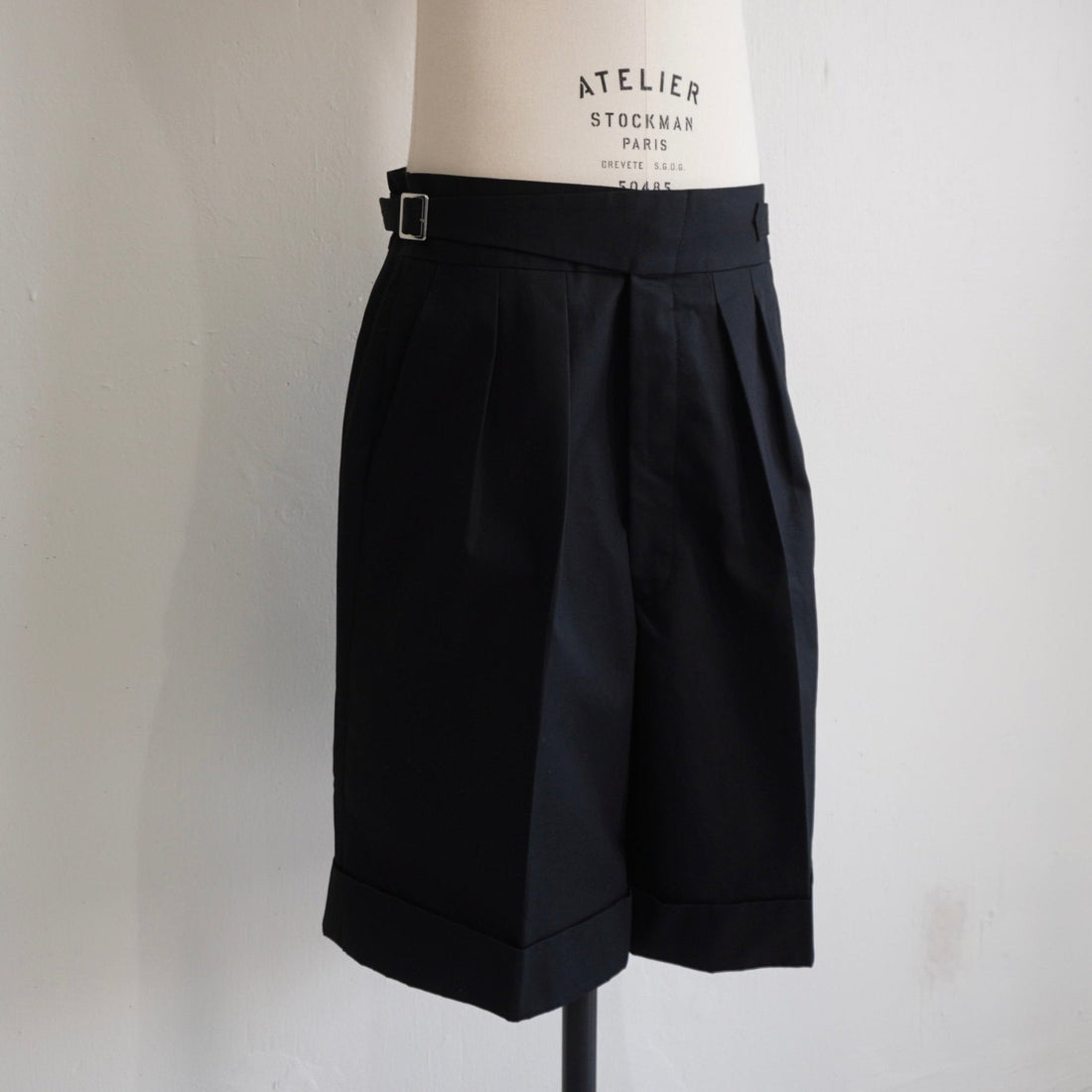 「クラシックの再構築」——ベンタイルコットンで仕立てる、"apartir"のオーダーグルカショーツ - apartir Online Store