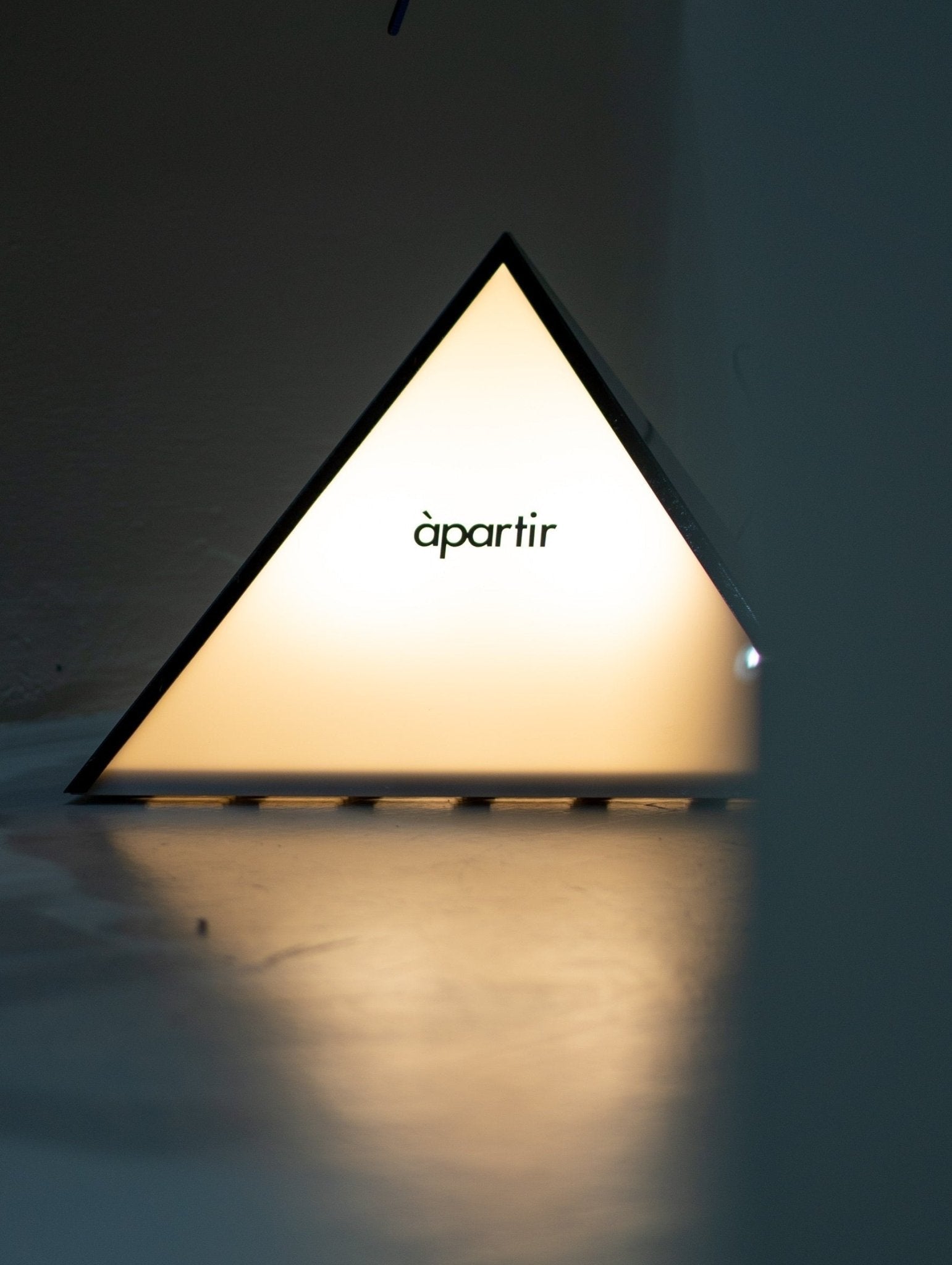 内装が完成しました。 - apartir Online Store