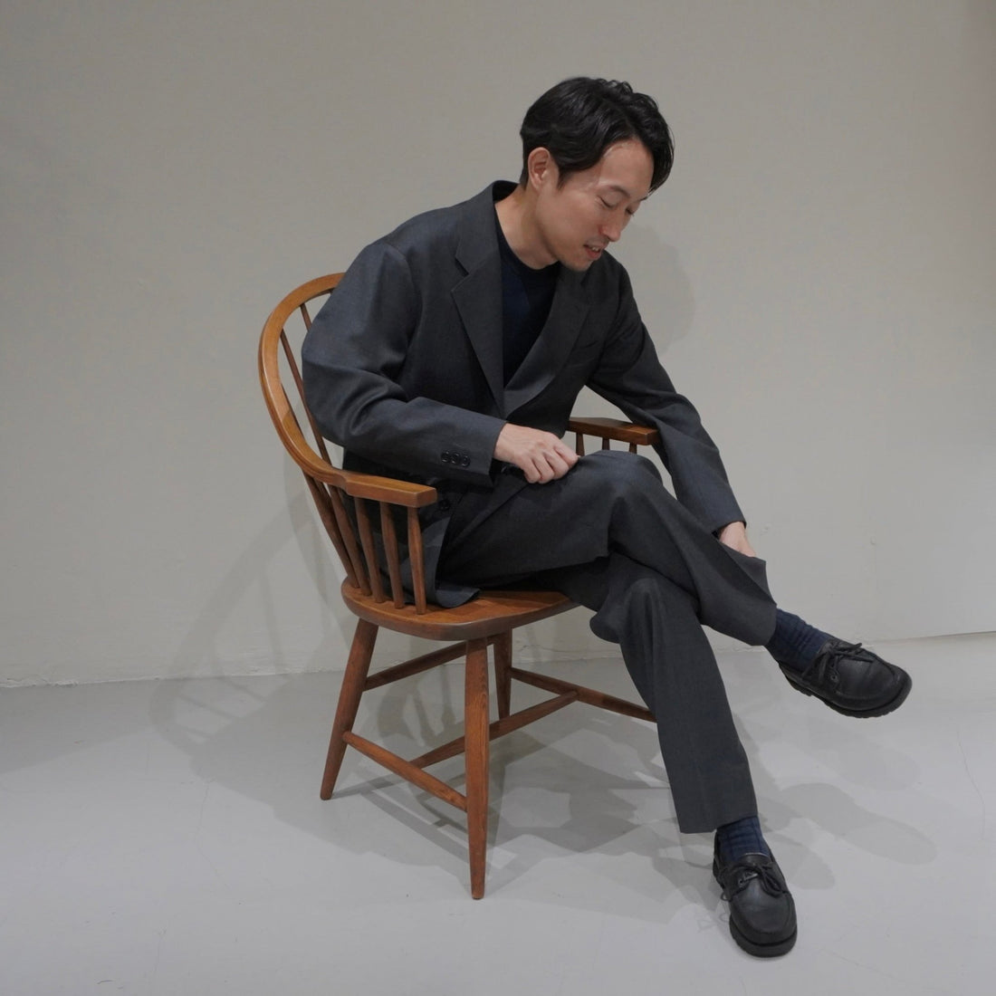 大人の余裕を纏うオーダースーツ - apartir Online Store