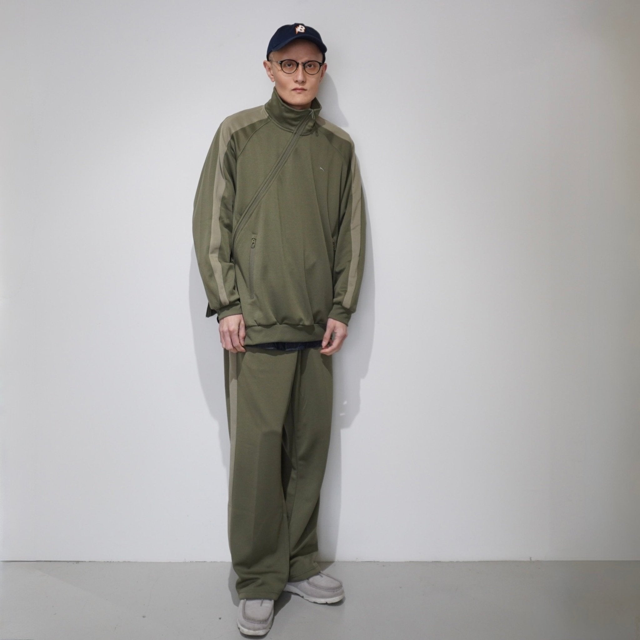 【PROJECT PUMA PLUS.】機能美を日常へ。T7トラックジャケット＆ワイドトラックパンツ