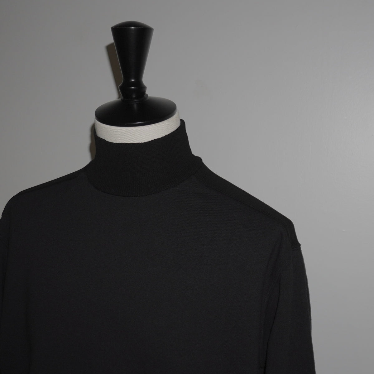 [BRU NA BOINNE] Braigh Turtle Sweat