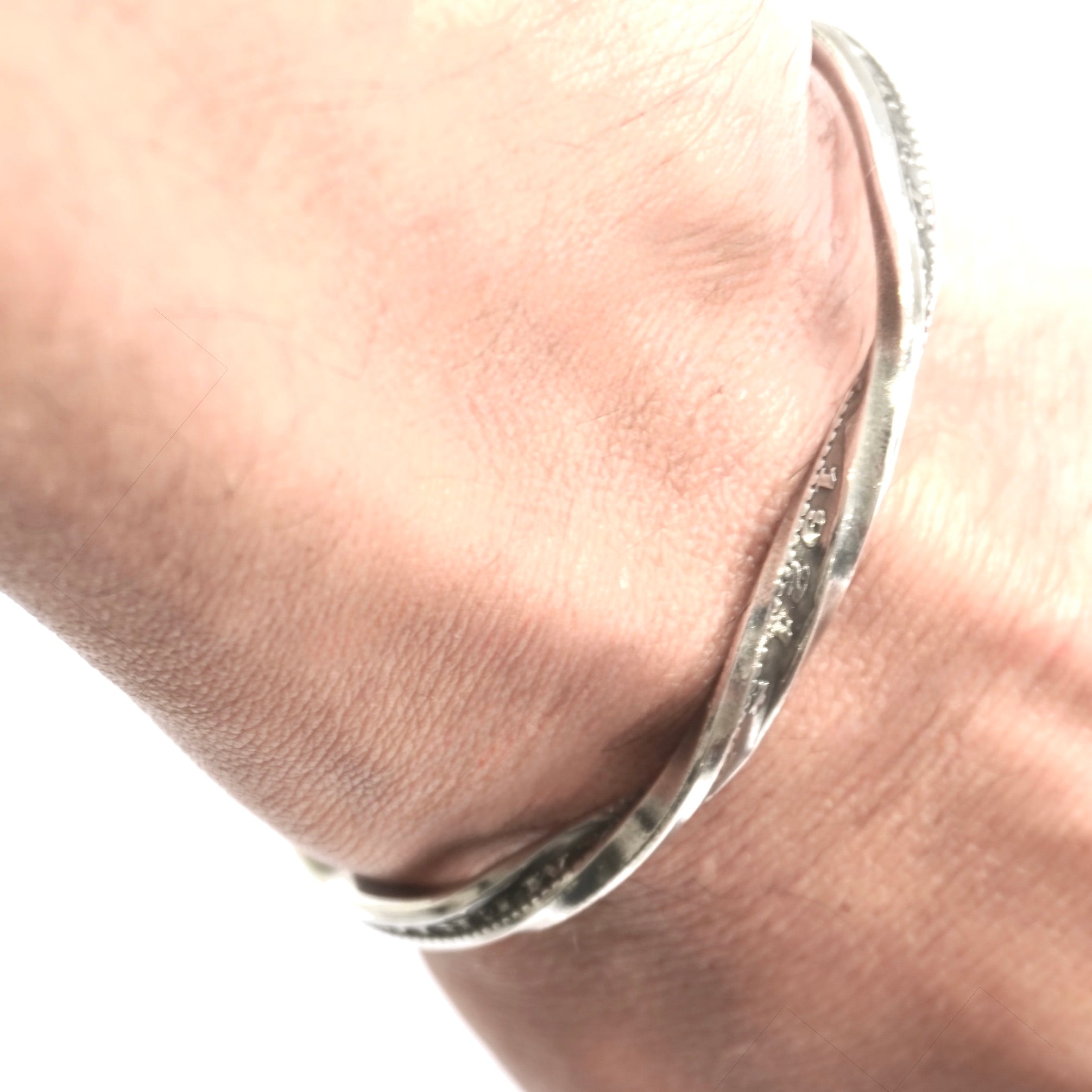 AMBRIDGE] MORGAN DOLLAR BANGLE TWIST モルガン ダラー バングル