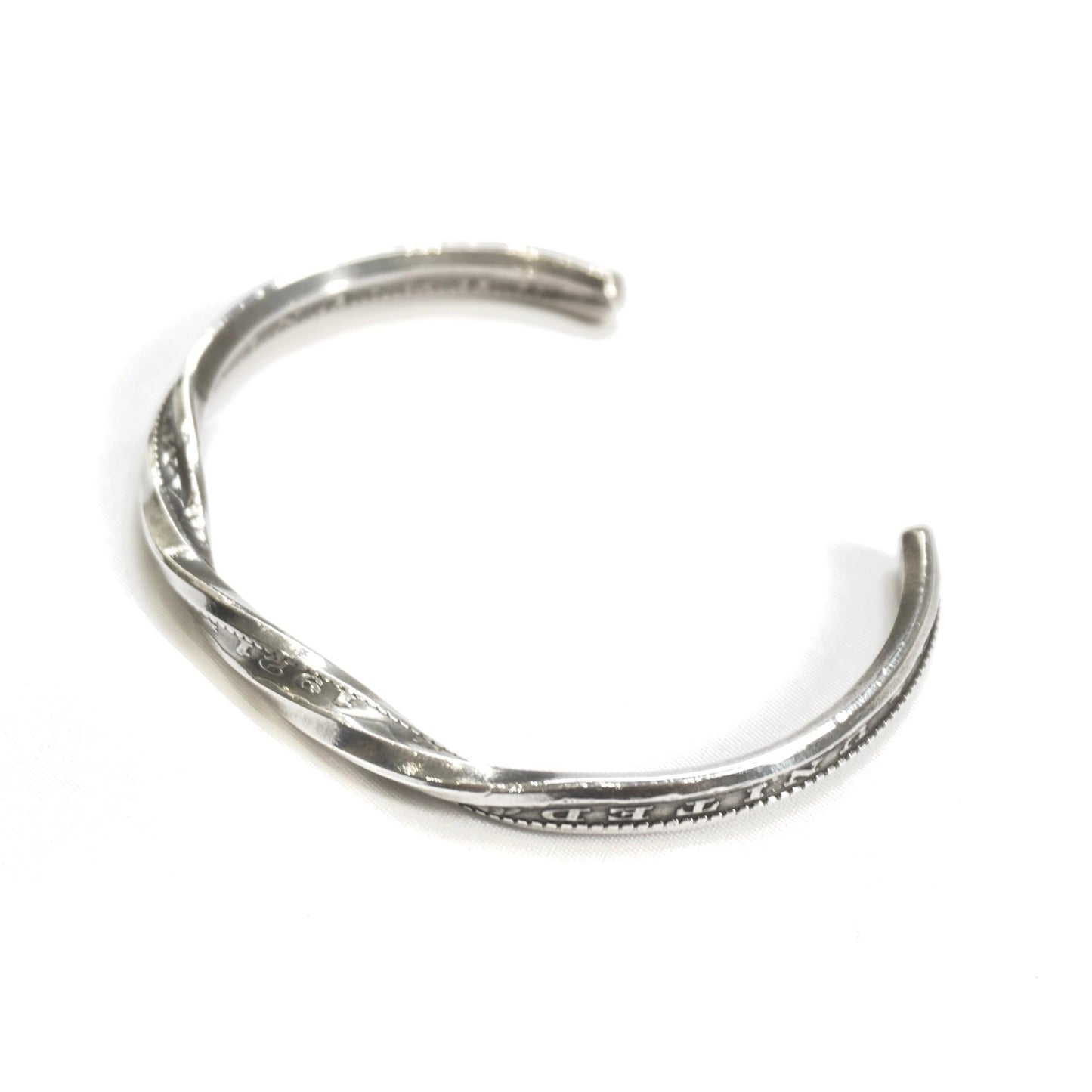 [AMBRIDGE] MORGAN DOLLAR BANGLE TWIST - apartir Online Store アパルティール セレクトショップ