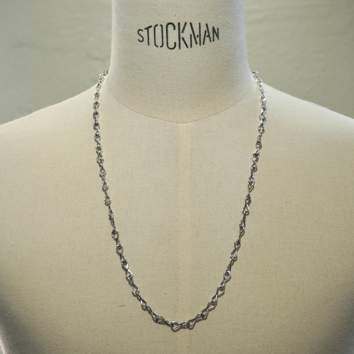 [BRU NA BOINNE] Hand - Twisted Chain Necklace ブルーナボイン ハンドツイストチェーンネックレス - apartir Online Store アパルティール セレクトショップ