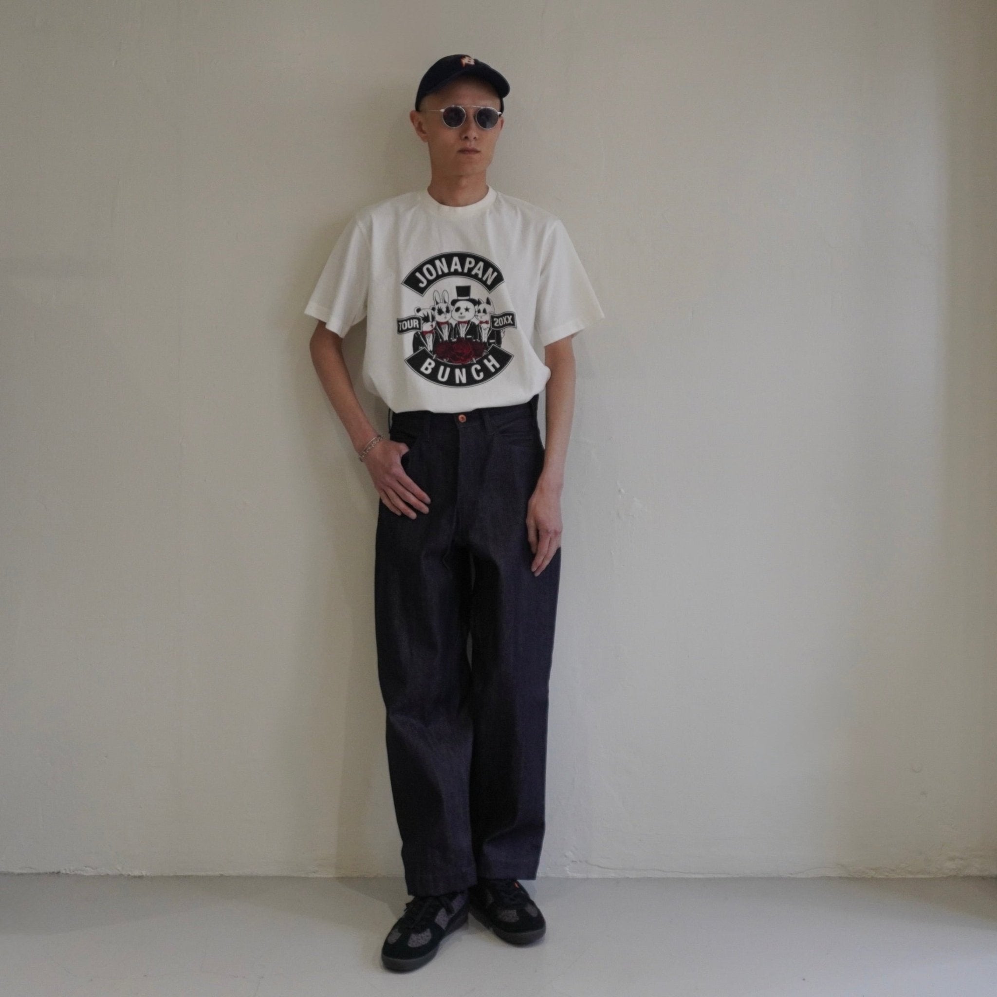 [BRU NA BOINNE] JONAPAN TOURS T ブルーナボイン ジョナパン ツアーズ Tシャツ - apartir Online Store アパルティール セレクトショップ