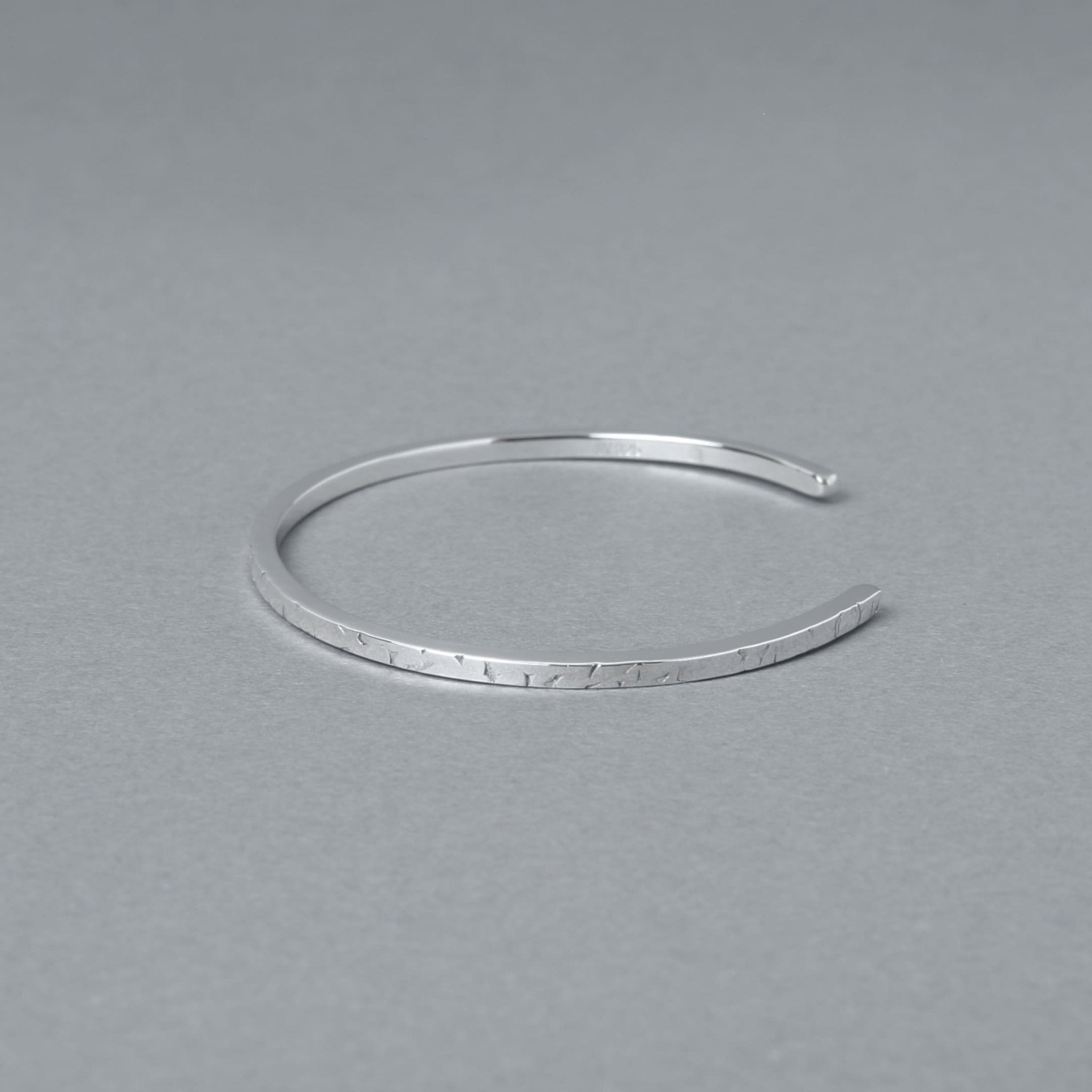 [NINENINE] シルバー925 バングル｜いぶし加工なし｜24 - B - 013 - apartir Online Store アパルティール セレクトショップ