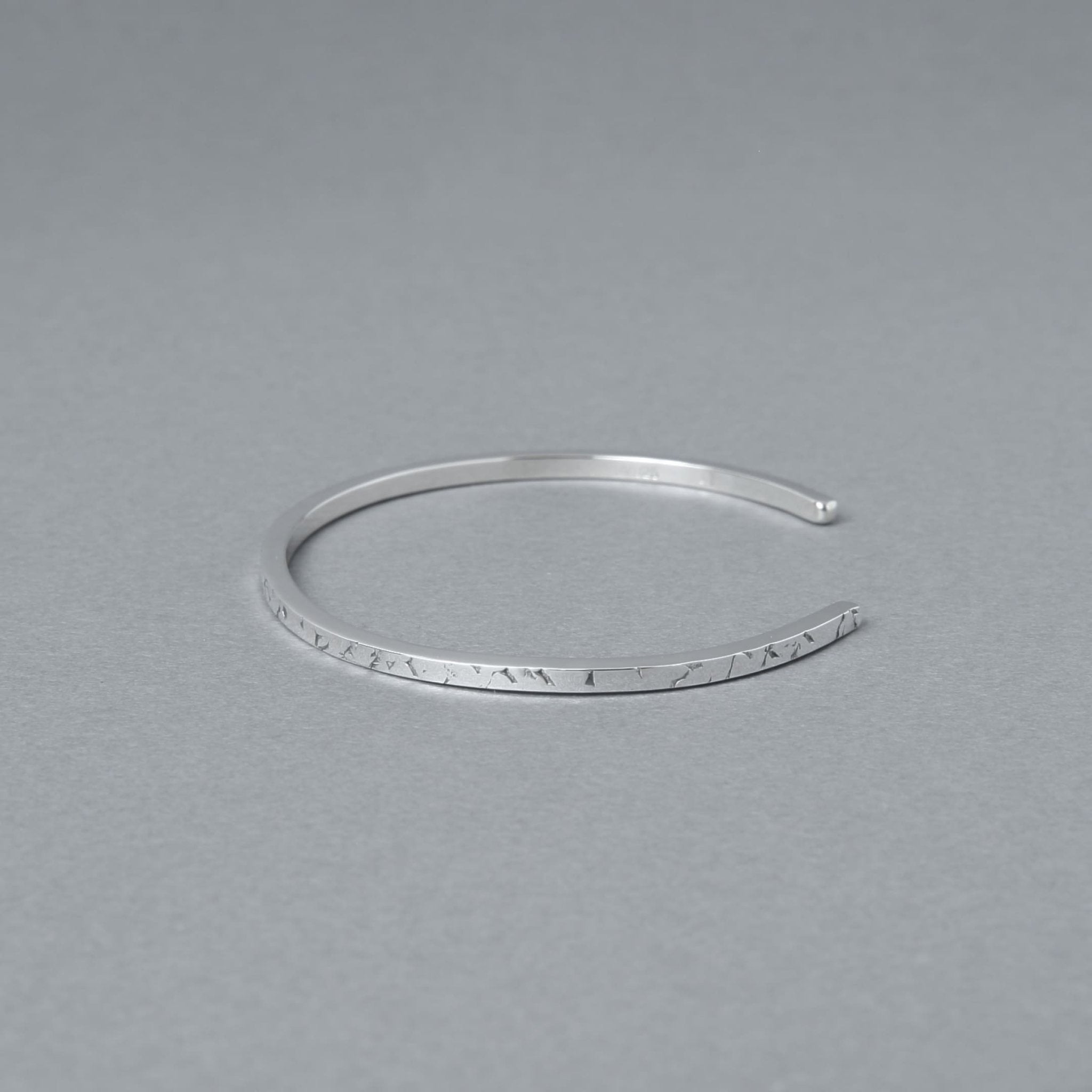 [NINENINE] シルバー925 バングル｜いぶし加工あり｜24 - B - 014 - apartir Online Store アパルティール セレクトショップ