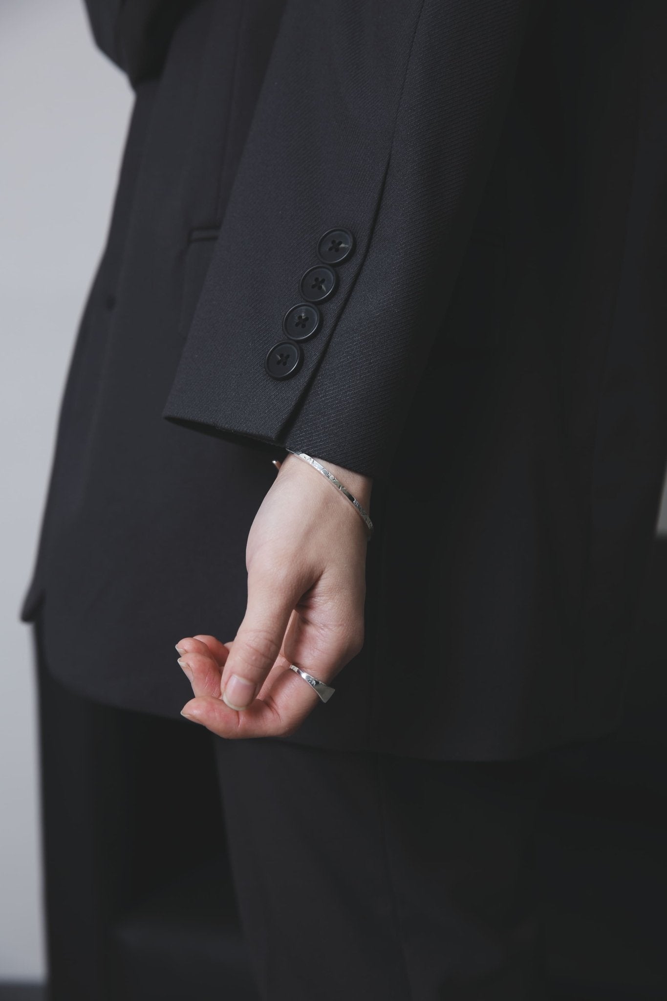 [NINENINE] シルバー925 バングル｜いぶし加工あり｜24 - B - 014 - apartir Online Store アパルティール セレクトショップ