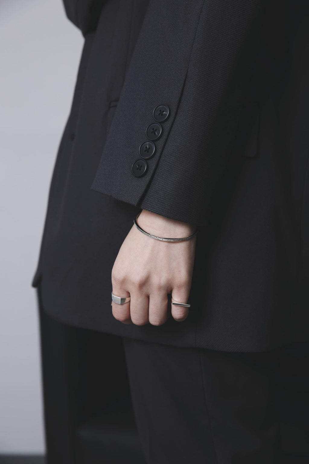 [NINENINE] シルバー925 バングル｜いぶし加工あり｜24 - B - 014 - apartir Online Store アパルティール セレクトショップ