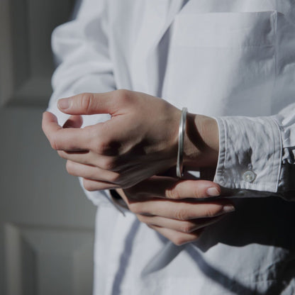 [NINENINE] シルバー925 バングル ｜幅4mm｜21 - B - 001 - apartir Online Store アパルティール セレクトショップ