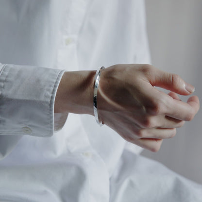 [NINENINE] シルバー925 バングル ｜幅4mm｜21 - B - 004 - apartir Online Store アパルティール セレクトショップ