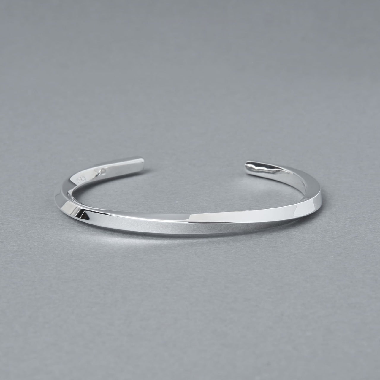 [NINENINE] シルバー925 バングル ｜幅4mm｜21 - B - 004 - apartir Online Store アパルティール セレクトショップ