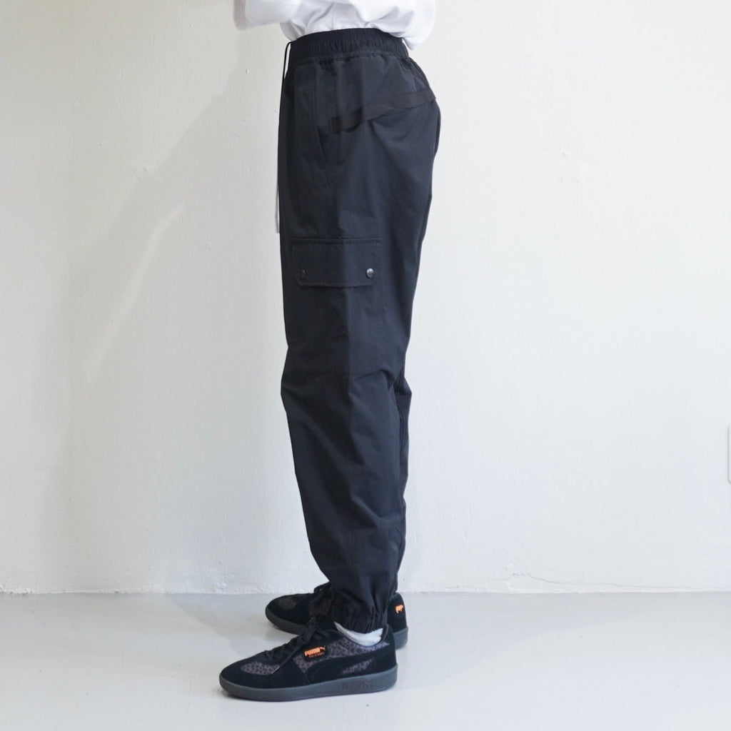 [SCYE BASICS] High Density Mil Cloth Multi Pocket Active Pants 高密度ミル マルチポケット アクティブ パンツ - apartir Online Store アパルティール セレクトショップ