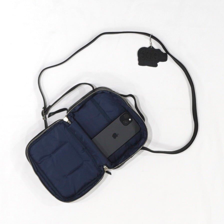 [Scye] Soft Leather Vanity Shoulder Bag サイ ソフトレザー バニティショルダーバッグ - apartir Online Store アパルティール セレクトショップ