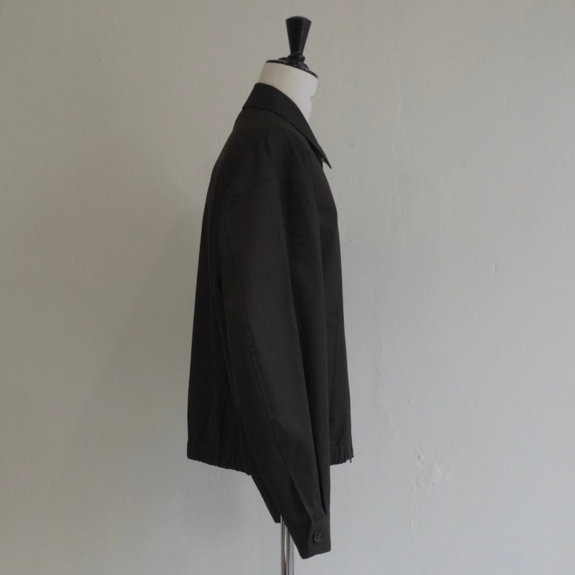 [SCYEBASICS] FINX COTTON Gaberdine Blouson Jacket フィンクスコットン ギャバジン ブルゾン - apartir Online Store アパルティール セレクトショップ