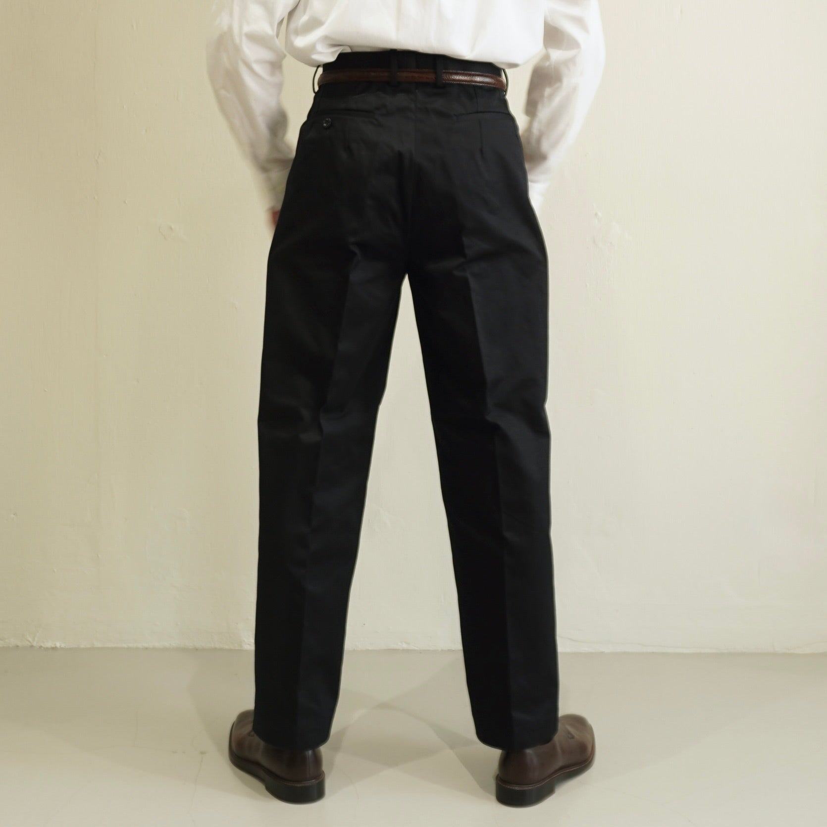 [SCYEBASICS] San Joaquin Cotton Pleated Trousers サイベーシックス サンホアキン コットン プリーテッド トラウザーズ パンツ - #shop_name #アパルティール# #名古屋# #セレクトショップ#