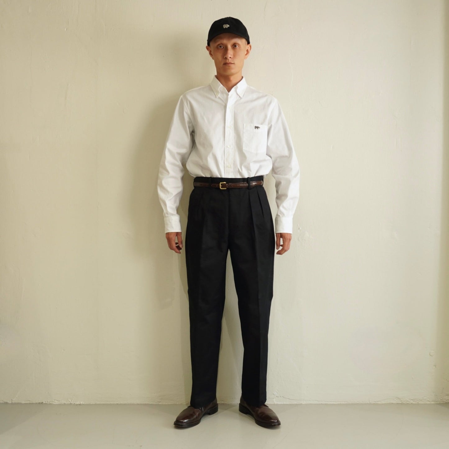 [SCYEBASICS] San Joaquin Cotton Pleated Trousers サイベーシックス サンホアキン コットン プリーテッド トラウザーズ パンツ - #shop_name #アパルティール# #名古屋# #セレクトショップ#