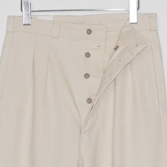 [FRENCH ARMY] フランス軍 M52 2TUCK CHINO TROUSER - apartir Online Store アパルティール セレクトショップ