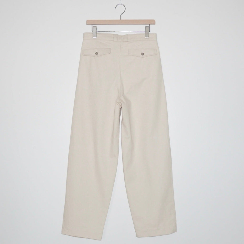 [FRENCH ARMY] フランス軍 M52 2TUCK CHINO TROUSER - apartir Online Store アパルティール セレクトショップ