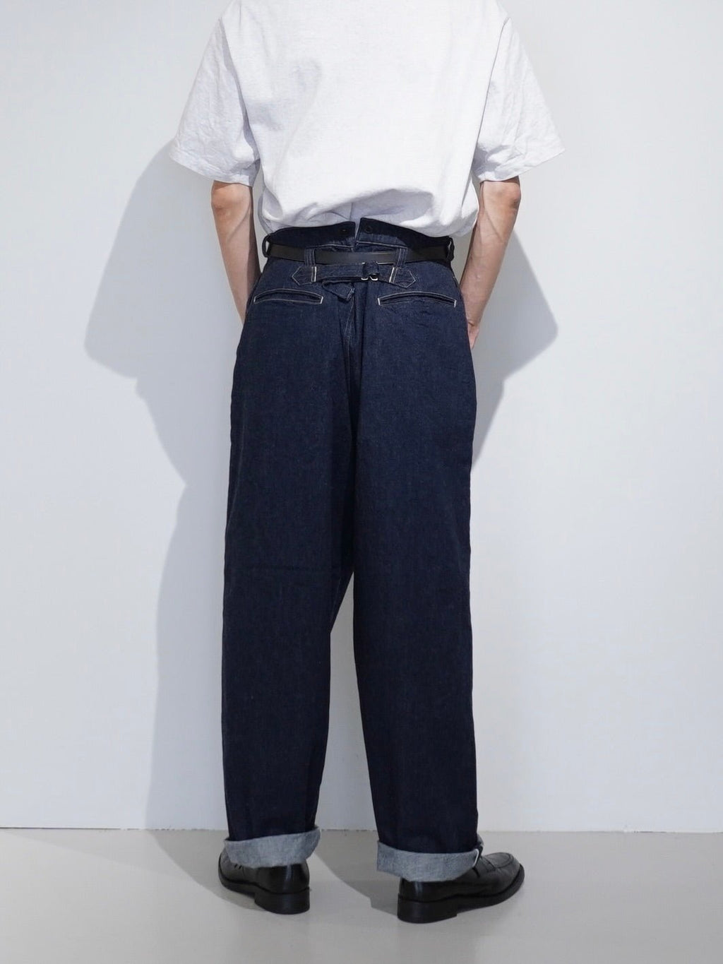 [LENO] BUCKLE BACK TROUSERS リノ バックルバック トラウザーズ - apartir Online Store アパルティール セレクトショップ