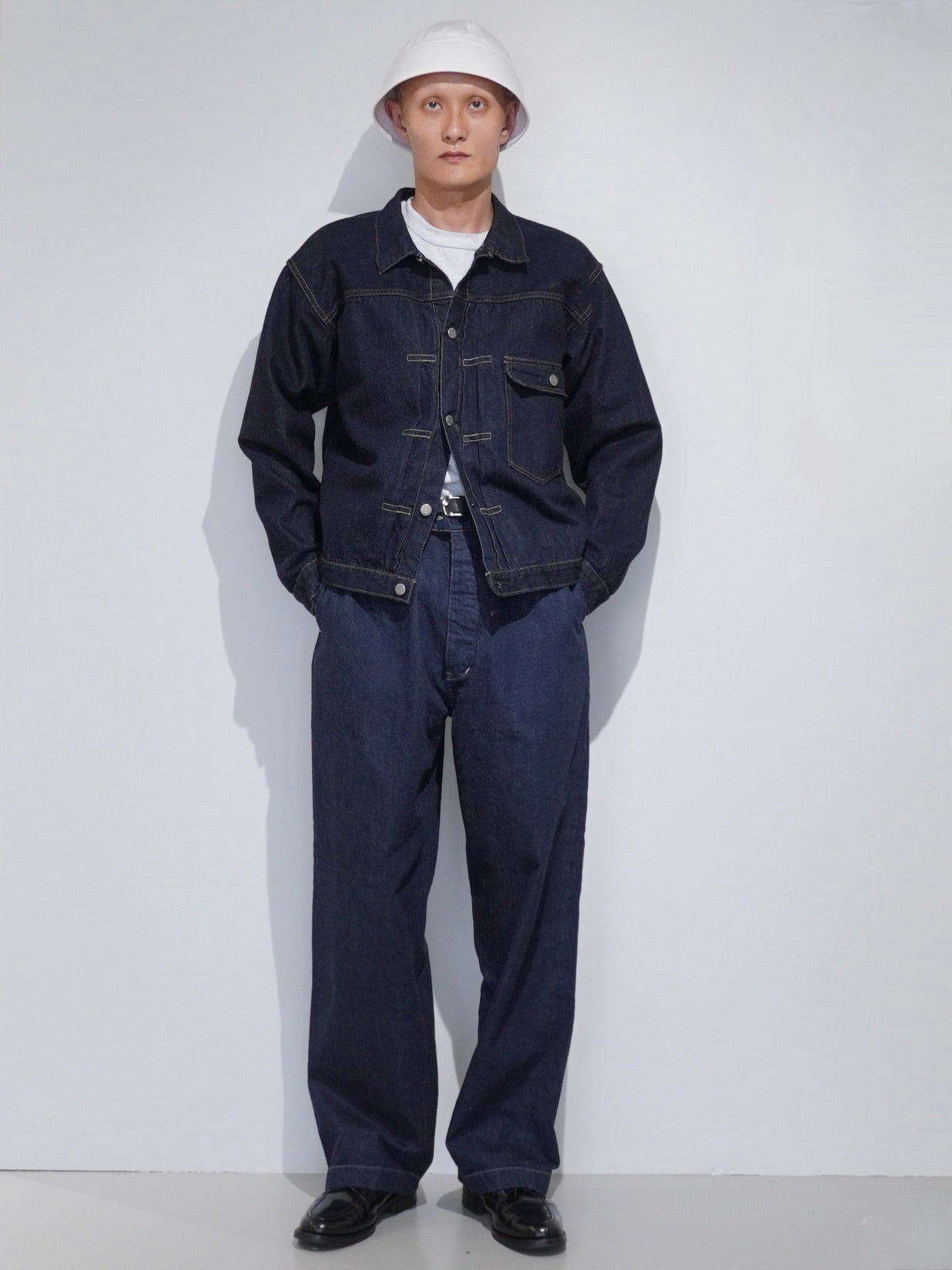 [LENO] BUCKLE BACK TROUSERS リノ バックルバック トラウザーズ - apartir Online Store アパルティール セレクトショップ