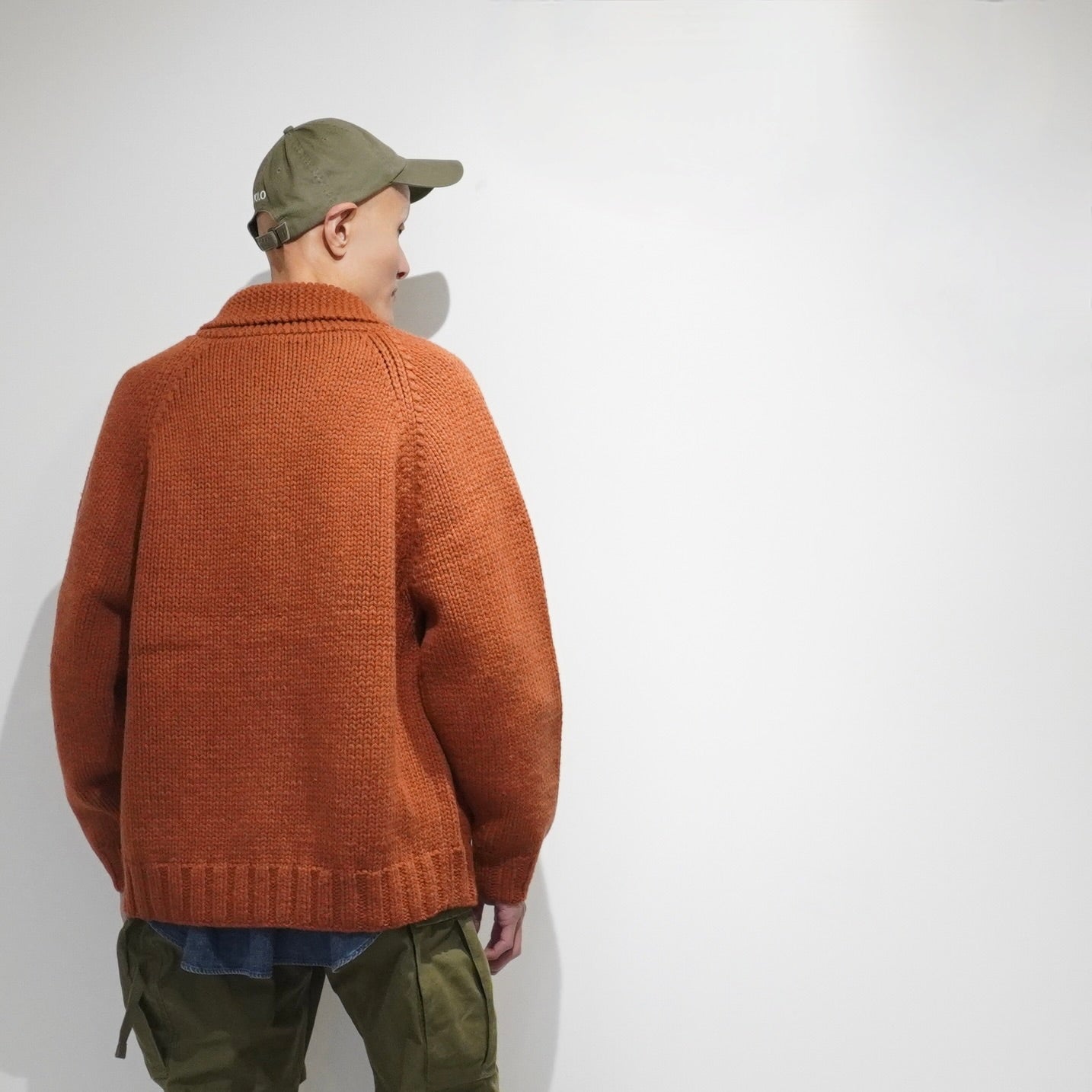 [LENO] HAND KNITTED ZIP CARDIGAN