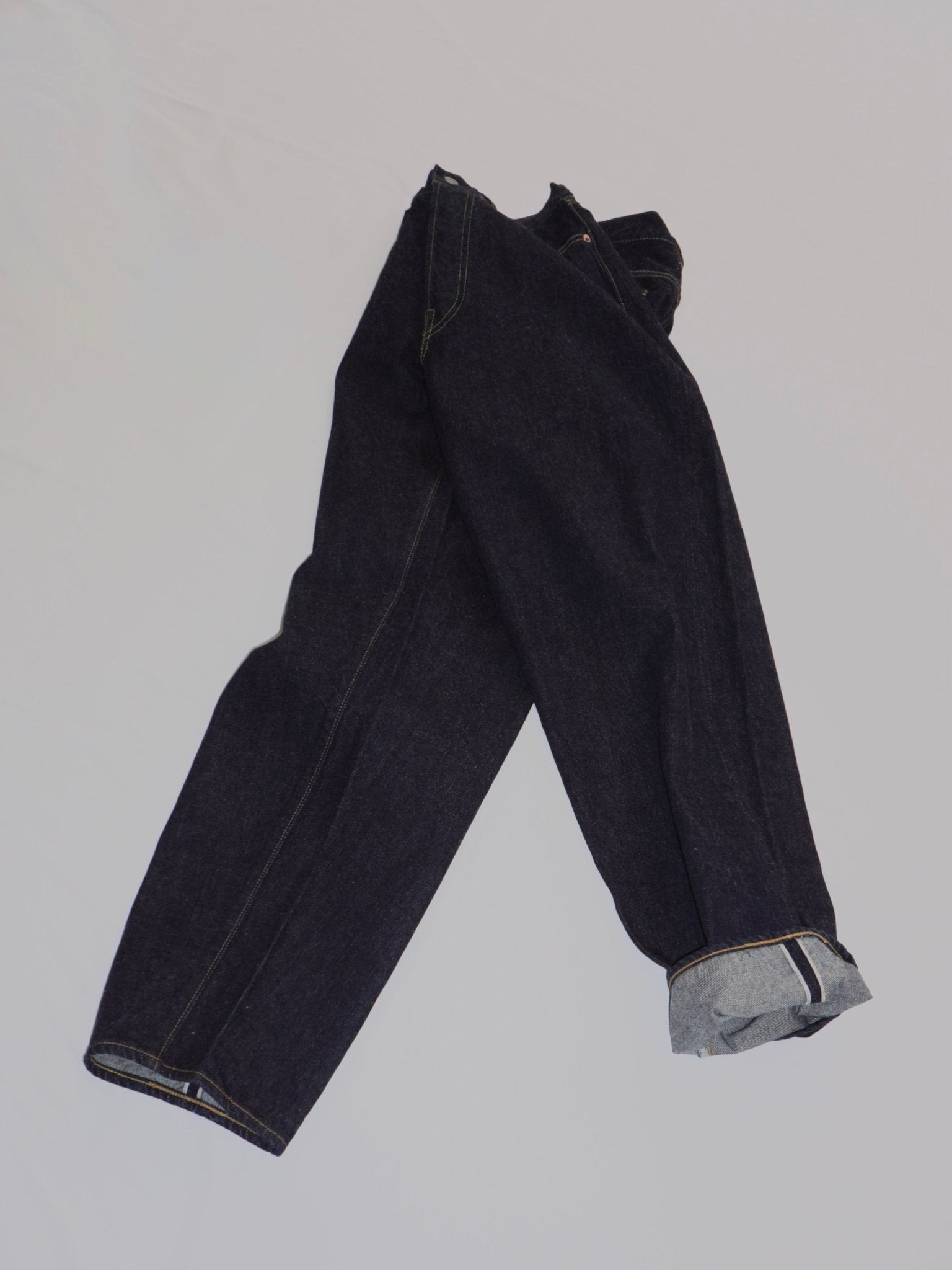 LENO] LOOSE TAPERED JEANS – àpartir