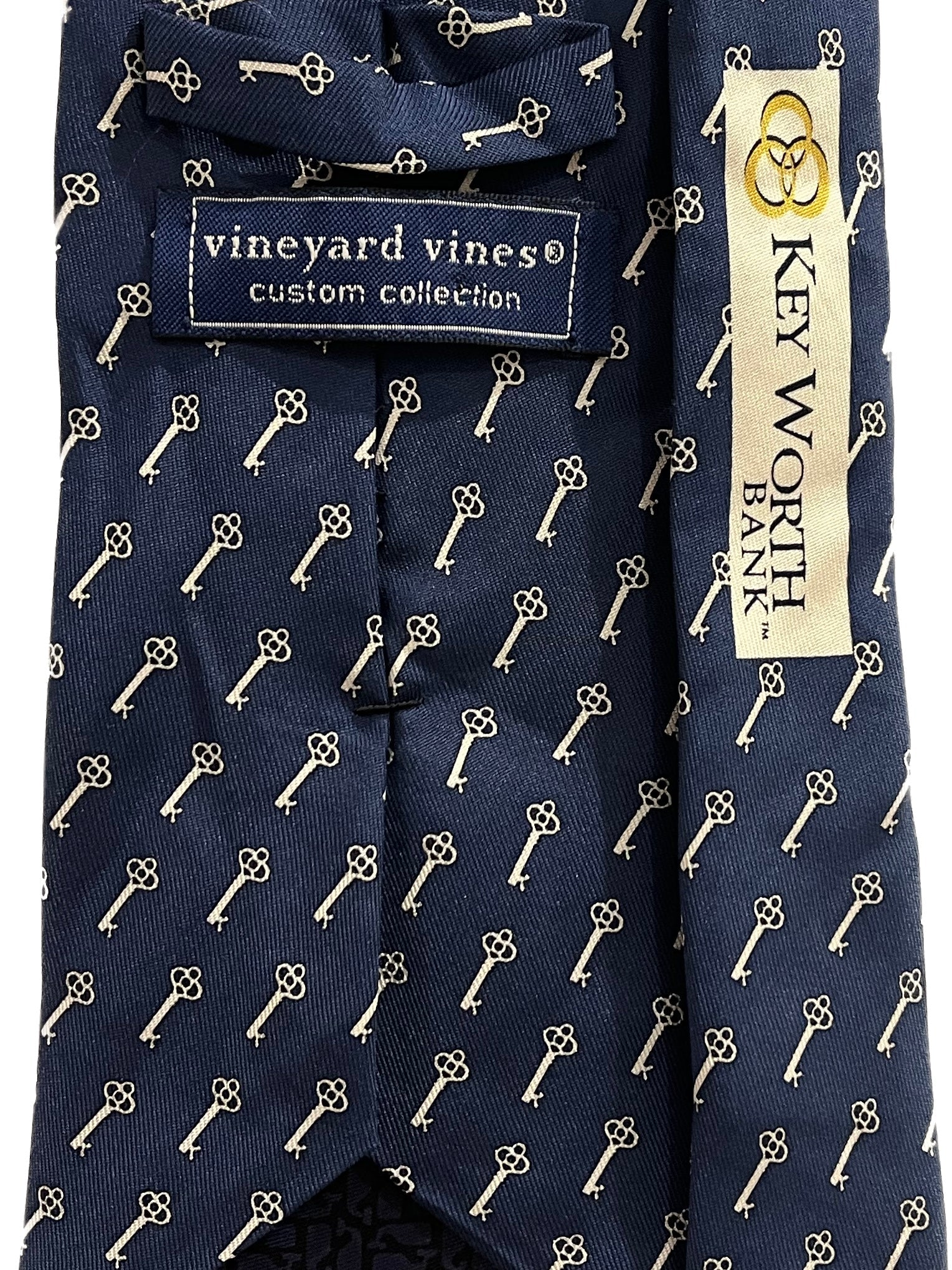 [Vineyard Vines] KEY CREST TIE - apartir Online Store アパルティール セレクトショップ