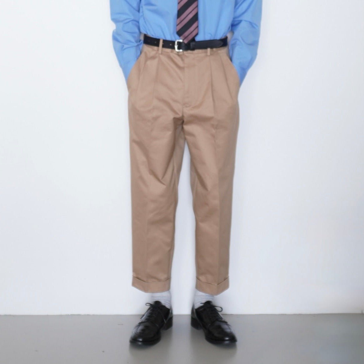 [SCYE BASICS] San Joaquin Cotton Chino Pleated Trousers サイベーシックス サンホアキン コットン チノ トラウザーズ - apartir Online Store アパルティール セレクトショップ